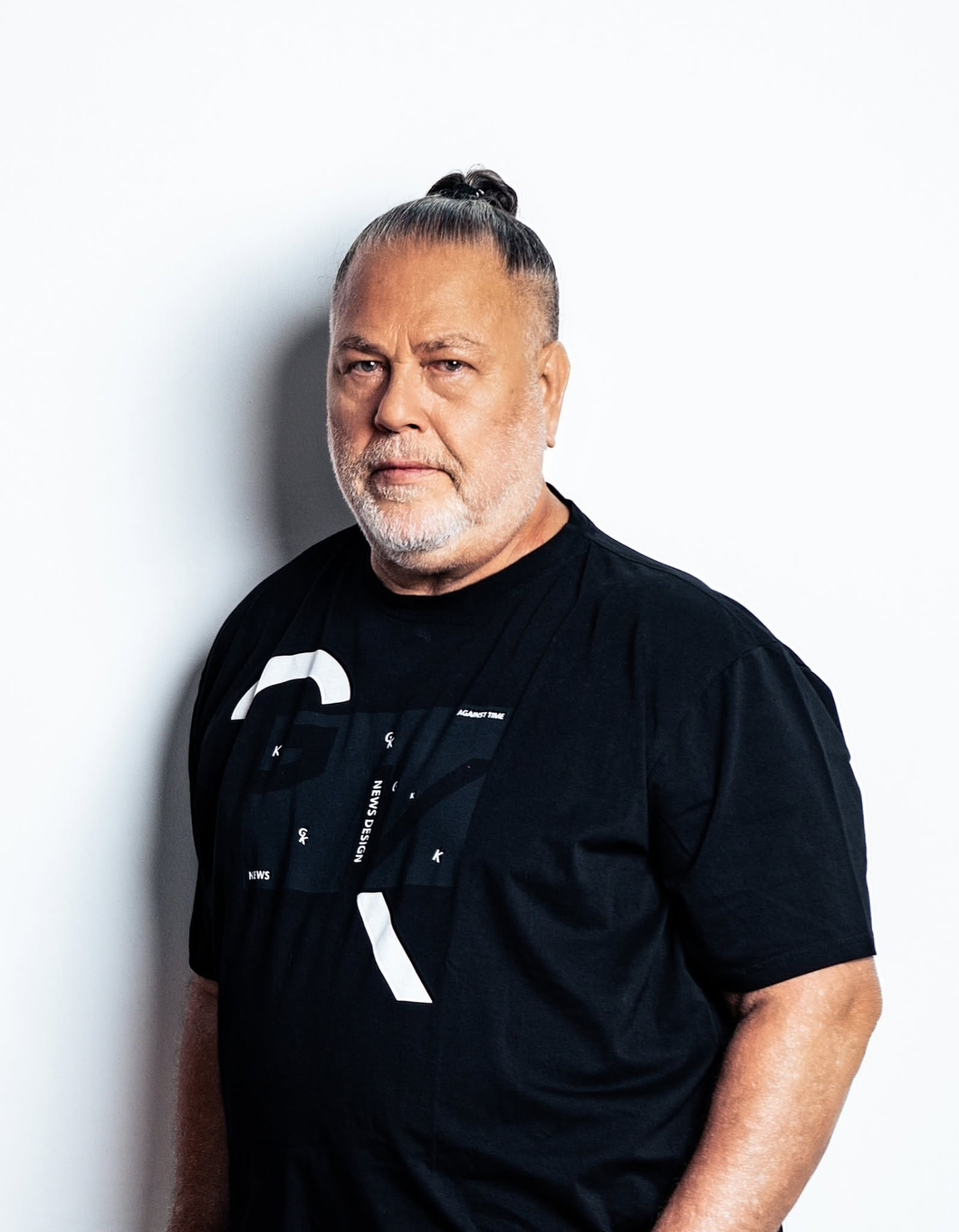יהודה פוליקר portrait