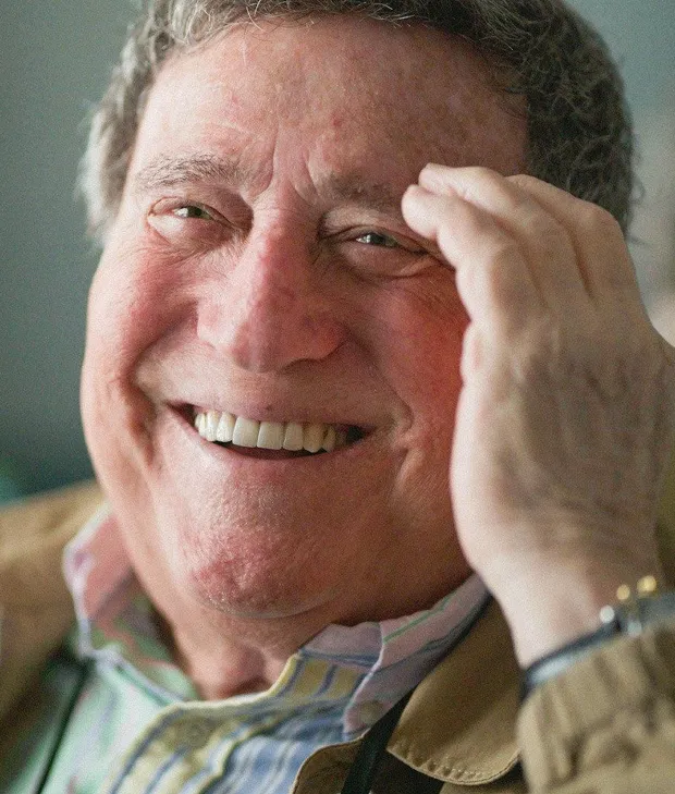 יהורם גאון portrait